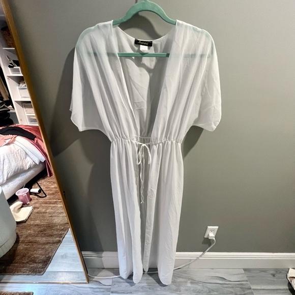 Maxi swim coverup - Picture 2 of 3